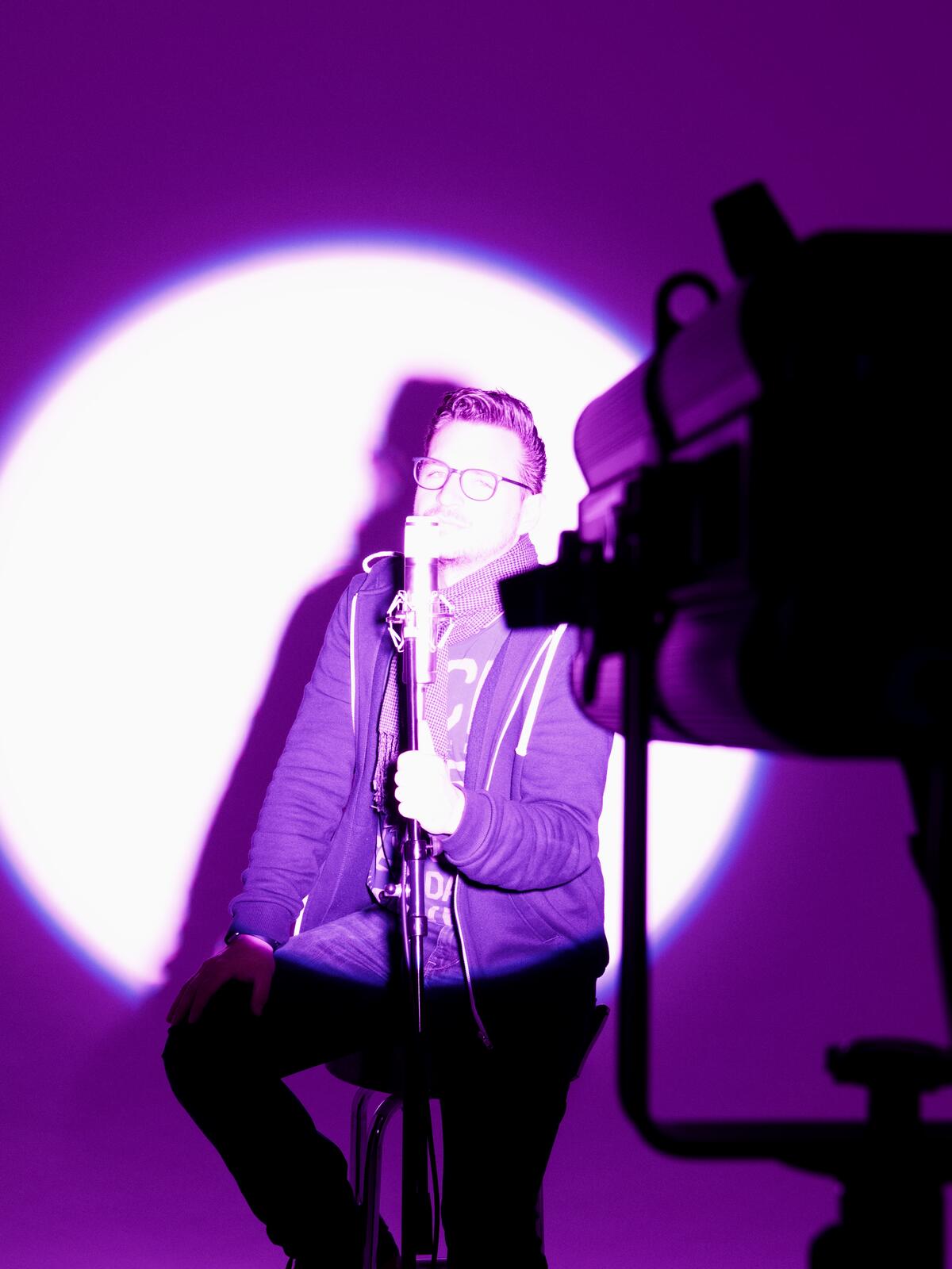 EUROLITE LED PFE-100 RGBW foco Profile Spot