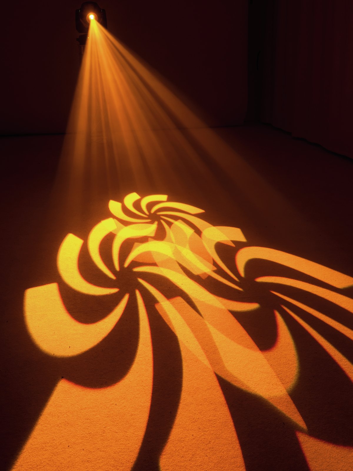 EUROLITE LED TMH-S180 Moving-Head Spot