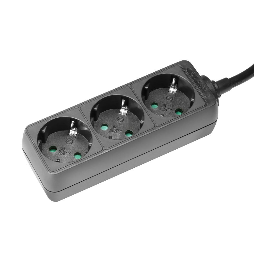 Adam Hall Power socket with/3 schuko sockets