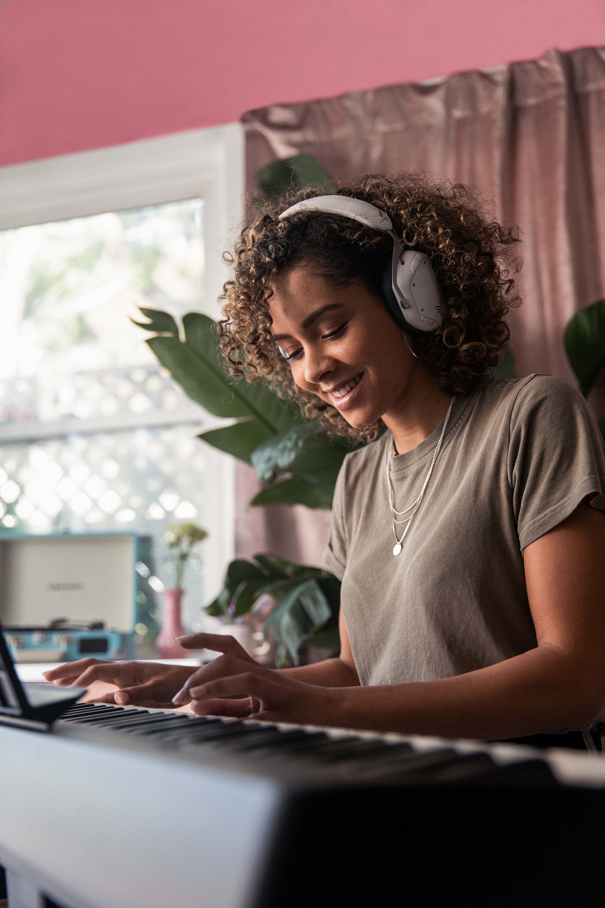 Roland FP-10 Digital Piano