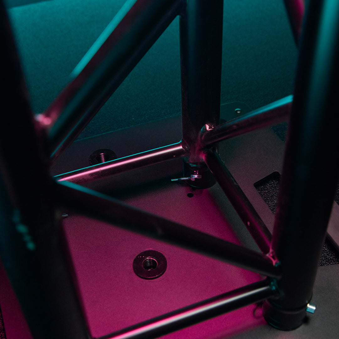 Gravity TWB 431 T B - Base de acero cuadrada multifuncional para tours con posibilidad de montaje de truss