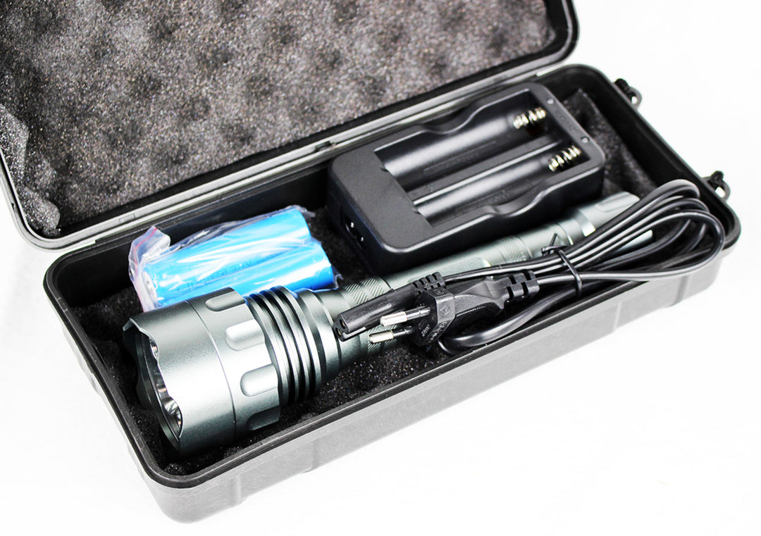 UV Linterna con LED Diodos (5x3W)