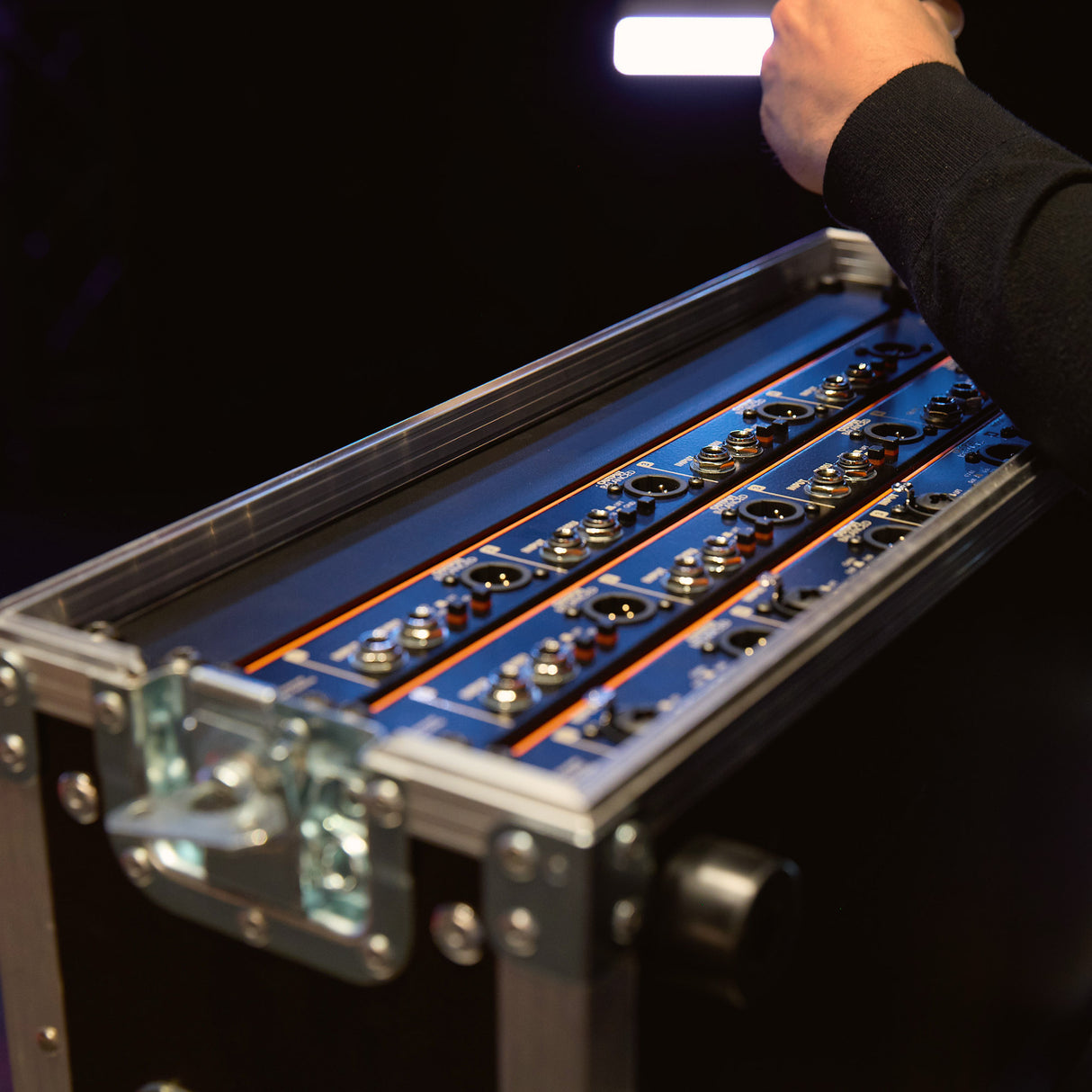 Palmer BRIDGE 4A+ - 19" caja DI / caja aisladora de línea, 4 canales, activa