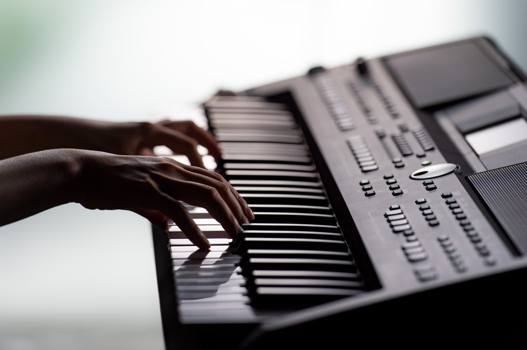 Yamaha PSR-SX600 Paquete de inicio Incl. Yamaha Gigbag gratis
