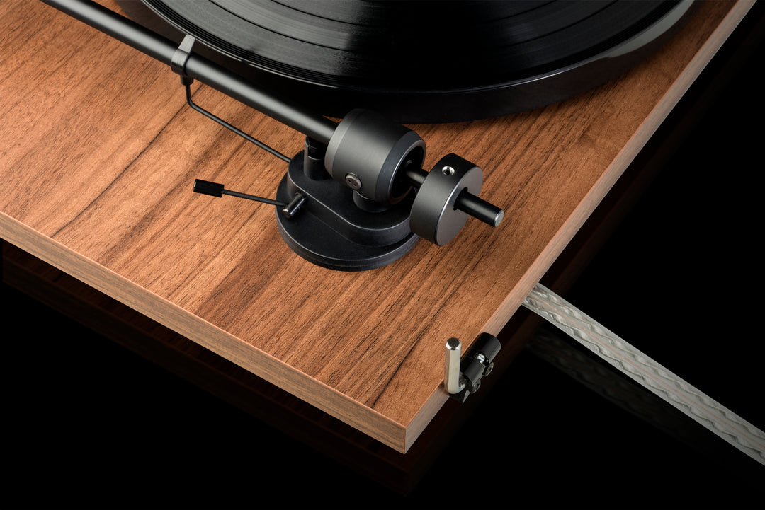 Pro-Ject E1 AT3600L Tocadiscos (Nogal)