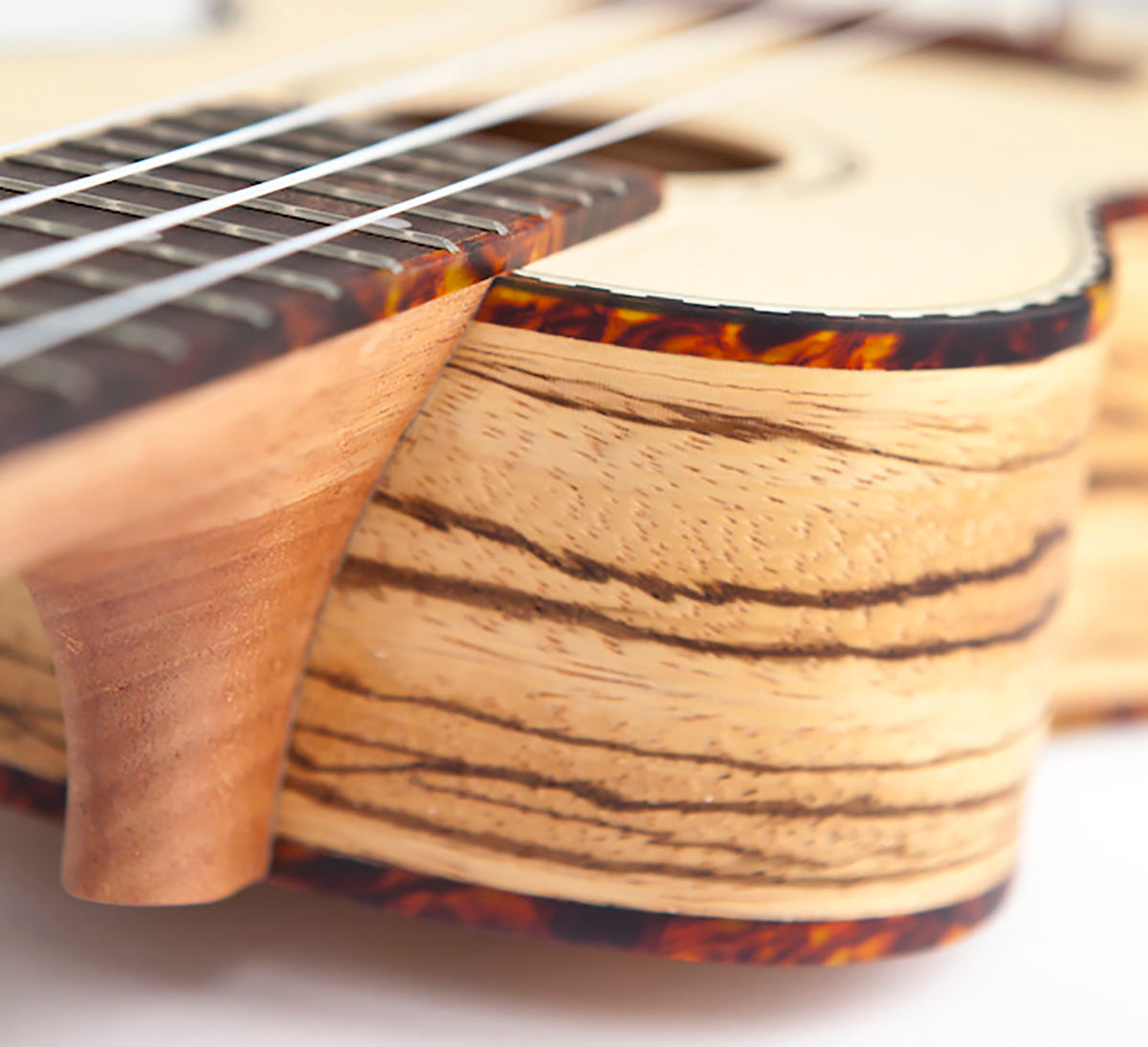 Reno RU210 Soprano Ukulele (Natural)