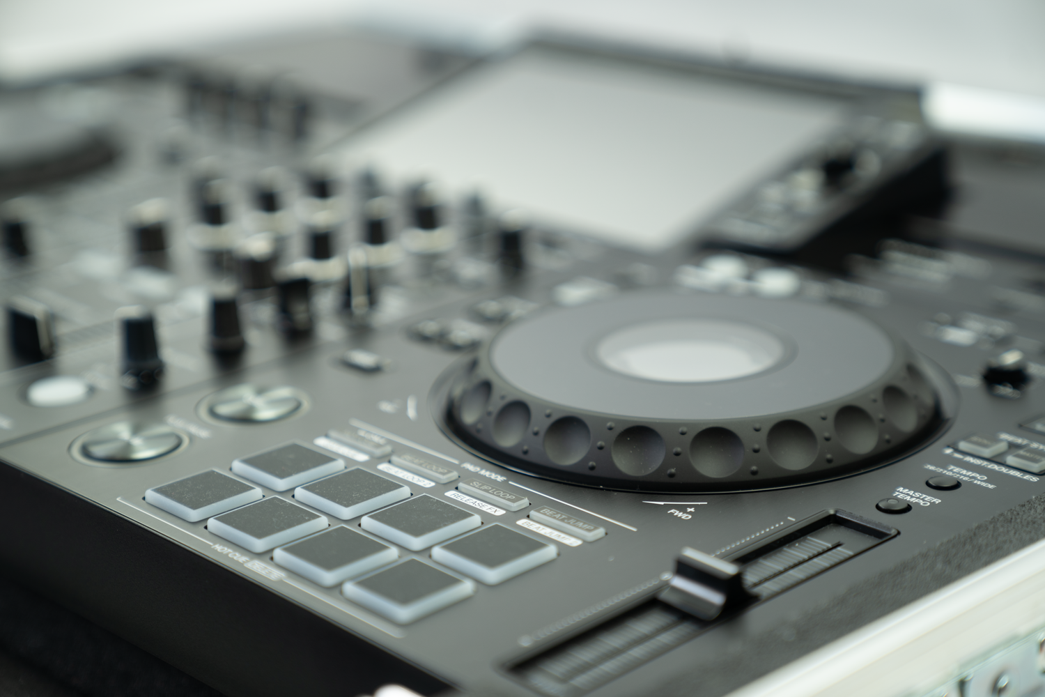 PIONEER DJ XDJ-RX3 Bundle