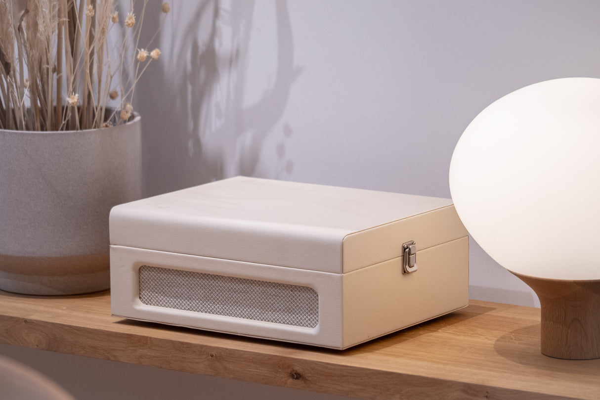 Studio 57 Groovy Turntable (Cream)