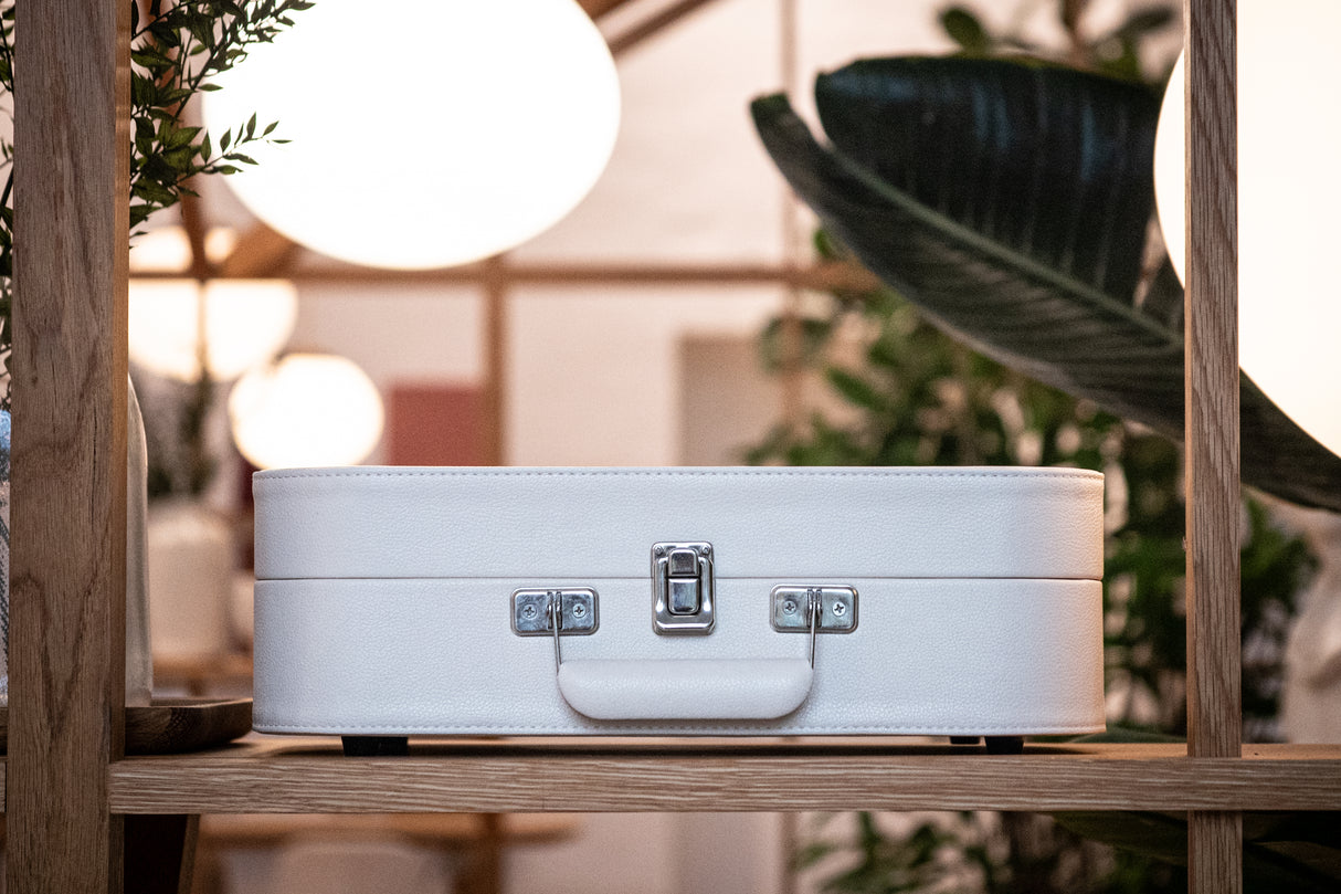 Studio 57 Mellow Turntable with LP Stand (White)