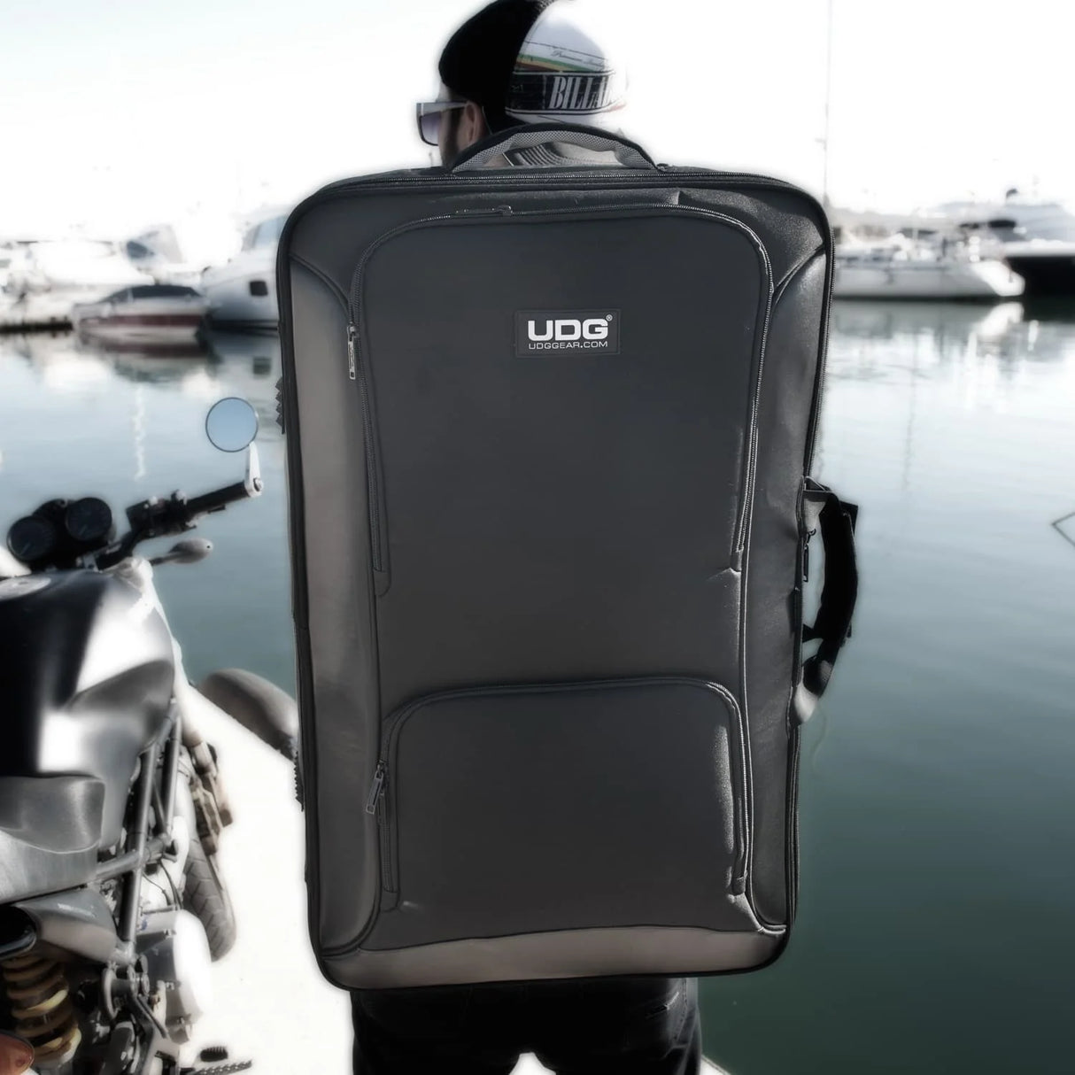 UDG Urbanite MIDI Controller Backpack L Black