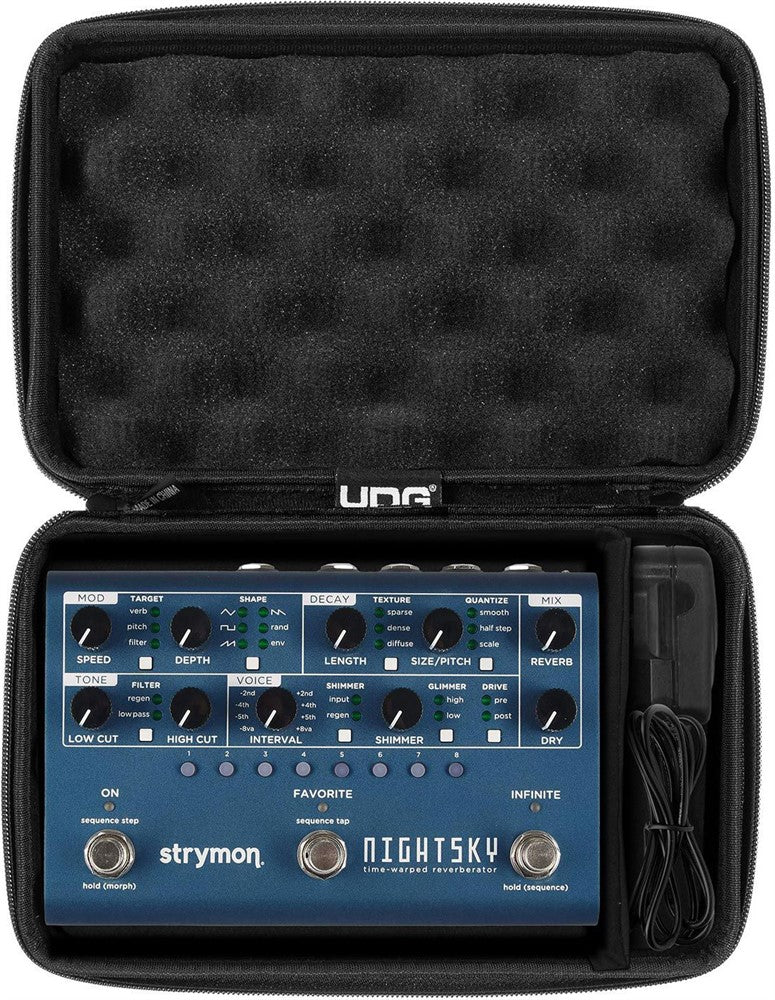 Estuche rígido UDG Creator para pedales Strymon Black