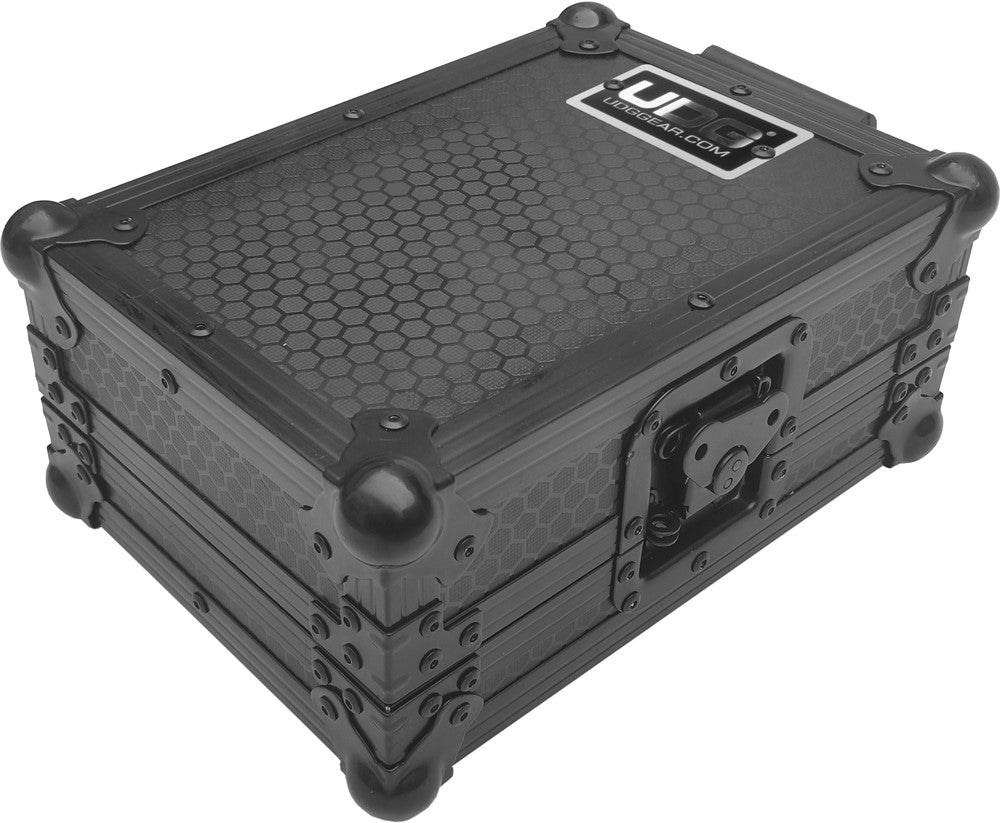 UDG Ultimate Flight Case Wolfmix W1 MK3 Negro