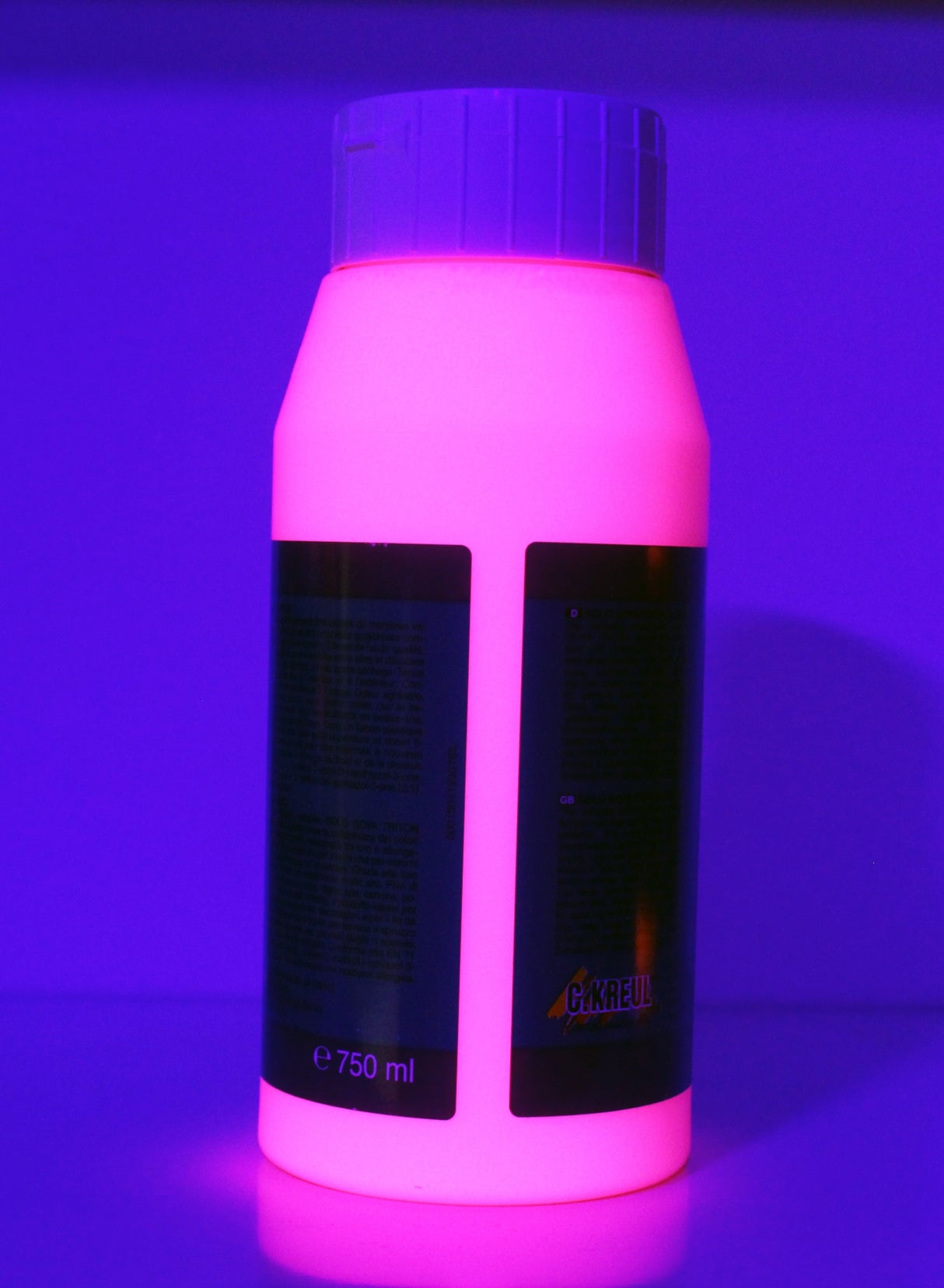 UV Paint 750 ml.