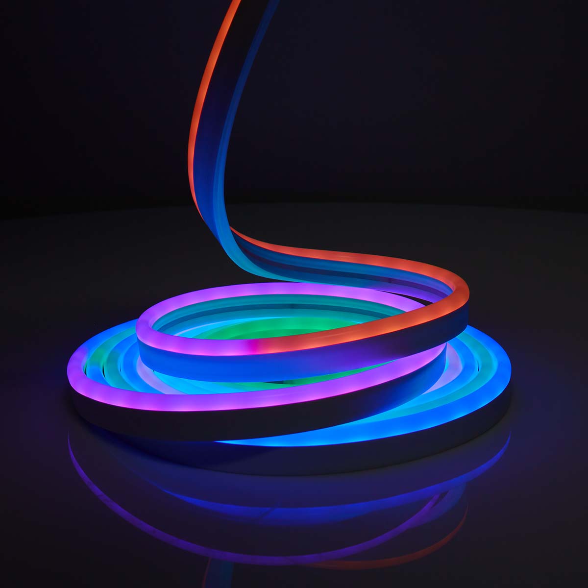 SmartLife LED Strip | Wi-Fi | Multicolour | SMD | 5.00 m | IP65 | 2700 K | 480 lm | Android / IOS