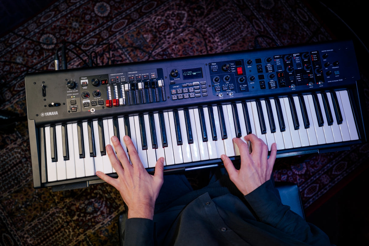 Yamaha YC61 Digital Stage Keyboard (Waterfall)