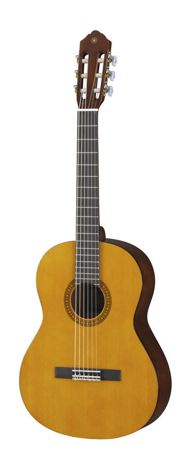 Yamaha CS40 3/4 Spanish Guitar Starter Kit
