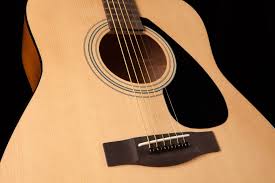 Yamaha F310 Guitarra Folk (Natural)