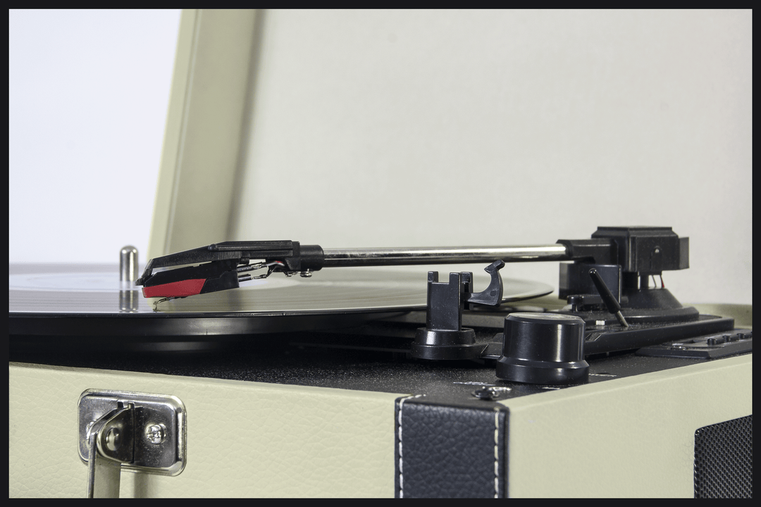 Tocadiscos Vintage Madison con Bluetooth (Crema)