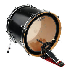 Evans Parche para Bombo EMAD2 Clear Bajo (22”)