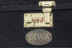 GEWA Estuche de Guitarras Arched Top Prestige - Guitarras acústica de 6 cuerdas