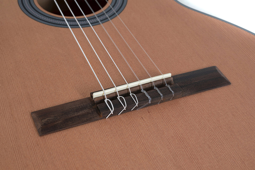 GEWA guitarra clásica Student Cedar - tamaño 4/4 natural