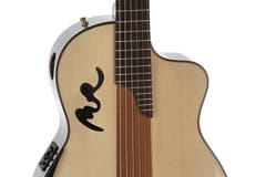 Manuel Rodriguez Guitarras electroacústica Café Cortado Cutaway - Palo de rosa Santos (brillo)