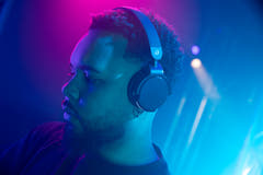 Auriculares DJ inalámbricos AlphaTheta HDJ-F9 – Black