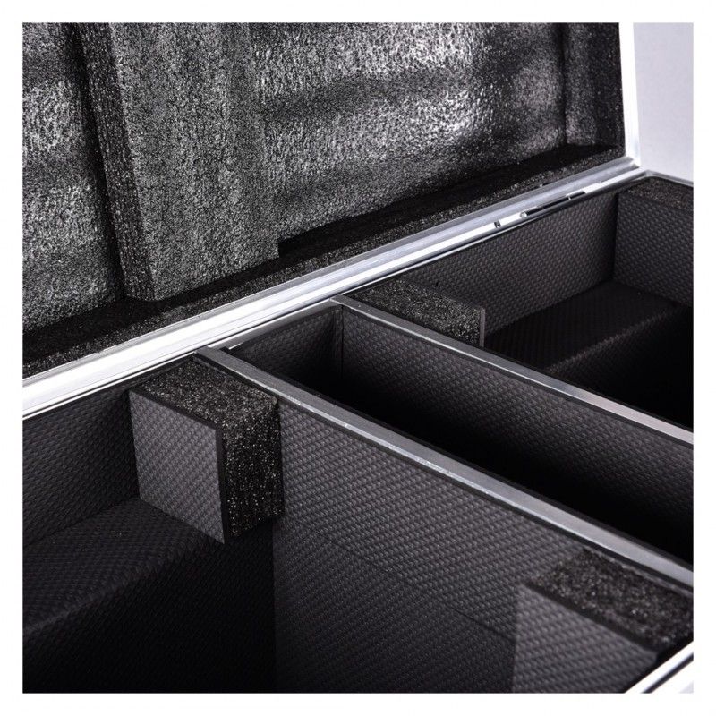 Light4Me flightcase para 2 unidades Venom Zoom 350