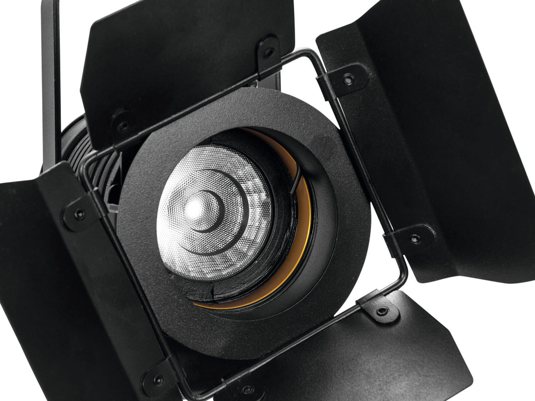 EUROLITE LED THA-20PC TRC foco teatral bk