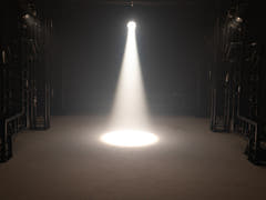 Eurolite LED PAR-64 Lámpara COB 3000K Zoom (100W)