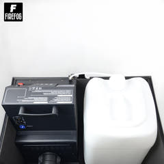 Máquina de nieve Firefog Snow Storm 1500 Pro de 1500 W en flightcase