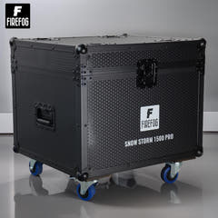 Máquina de nieve Firefog Snow Storm 1500 Pro de 1500 W en flightcase