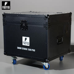 Máquina de nieve Firefog Snow Storm 1500 Pro de 1500 W en flightcase