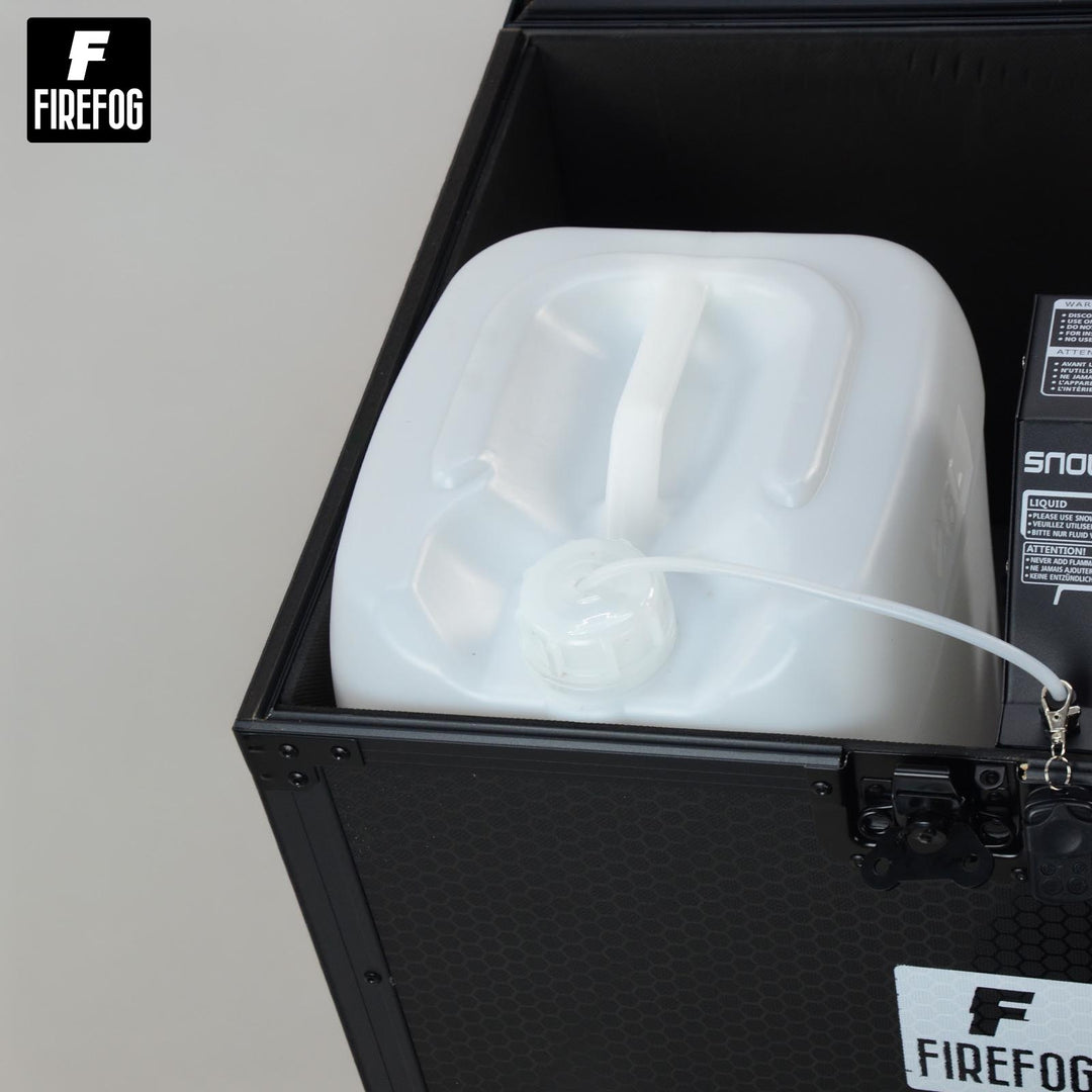 Máquina de nieve Firefog Snow Storm 1500 Pro de 1500 W en flightcase