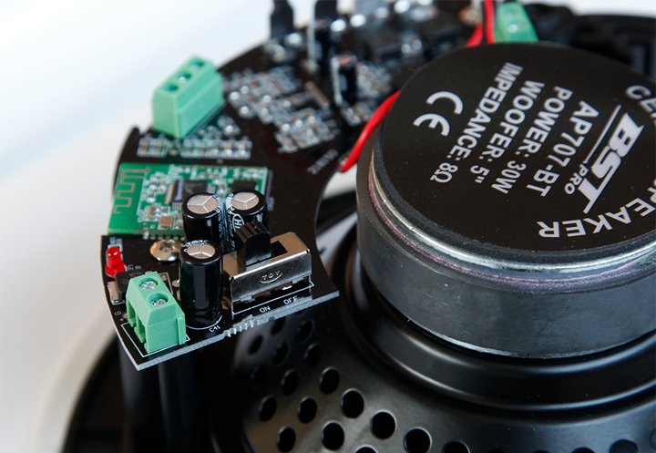 Built-in speaker set with. Bluetooth