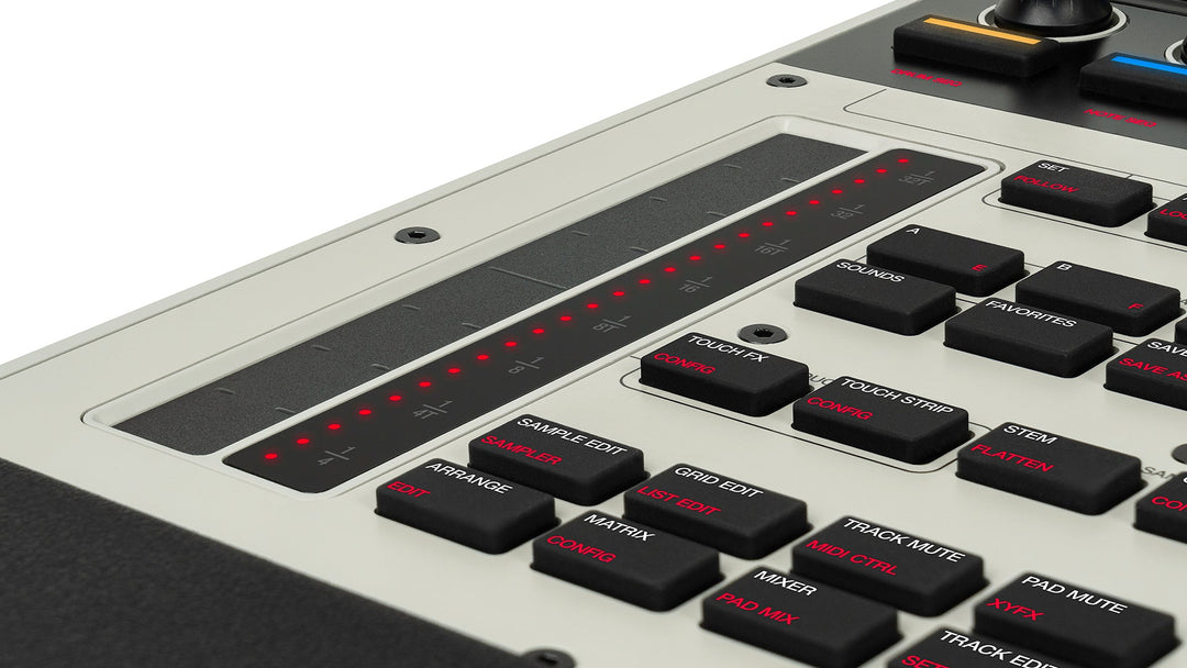 Akai Pro MPC XL – Standalone Production Workstation