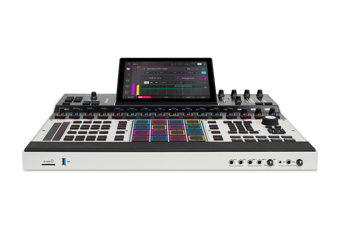 Akai Pro MPC XL – Standalone Production Workstation
