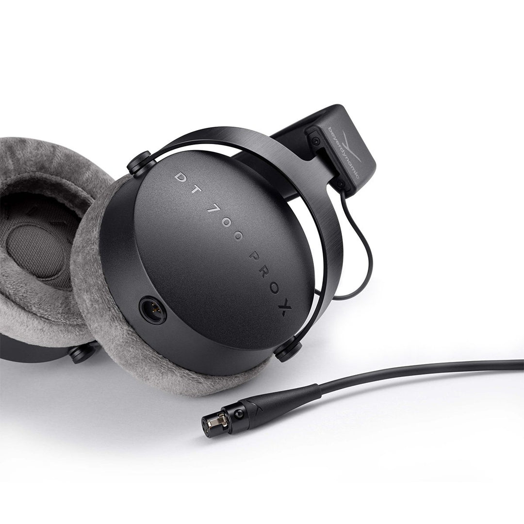 Beyerdynamic DT 700 PRO X - Auriculares de Estudio (Negro)