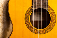 Yamaha CGX122MS Guitarra clásica española (Spruce Natural)