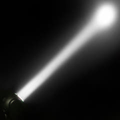 Cameo MOVO BEAM Z100 - Cabeza móvil beam con rotación ilimitada, aro LED y zoom