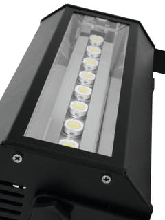 Eurolite LED Strobelys COB PRO con DMX (8x20W)
