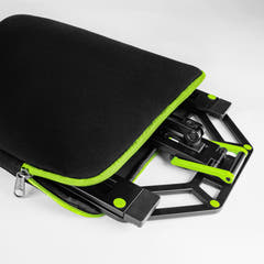 Gravity LTS 01 B SÆT 1 - Soporte ajustable para ordenadores portátiles y controladores, incluida bolsa protectora de neopreno