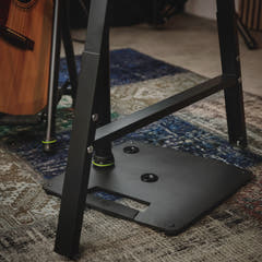 Gravity SP 3202 CS B - Soporte para altavoz de monitor de estudio con base cuadrada de acero