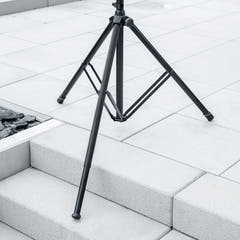 Gravity SP VARI®-LEG 01 - Pie nivelador para soportes de altavoces y luces
