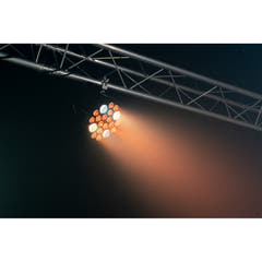 Ibiza XL RGBW+WWCW foco PAR (16x6 + 4x30W)