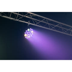 Ibiza XL RGBW+WWCW foco PAR (16x6 + 4x30W)
