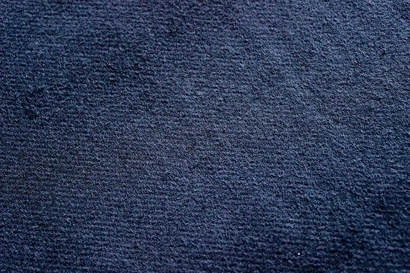 Molton Bagtæppe m. Øjer (Azul Marino)