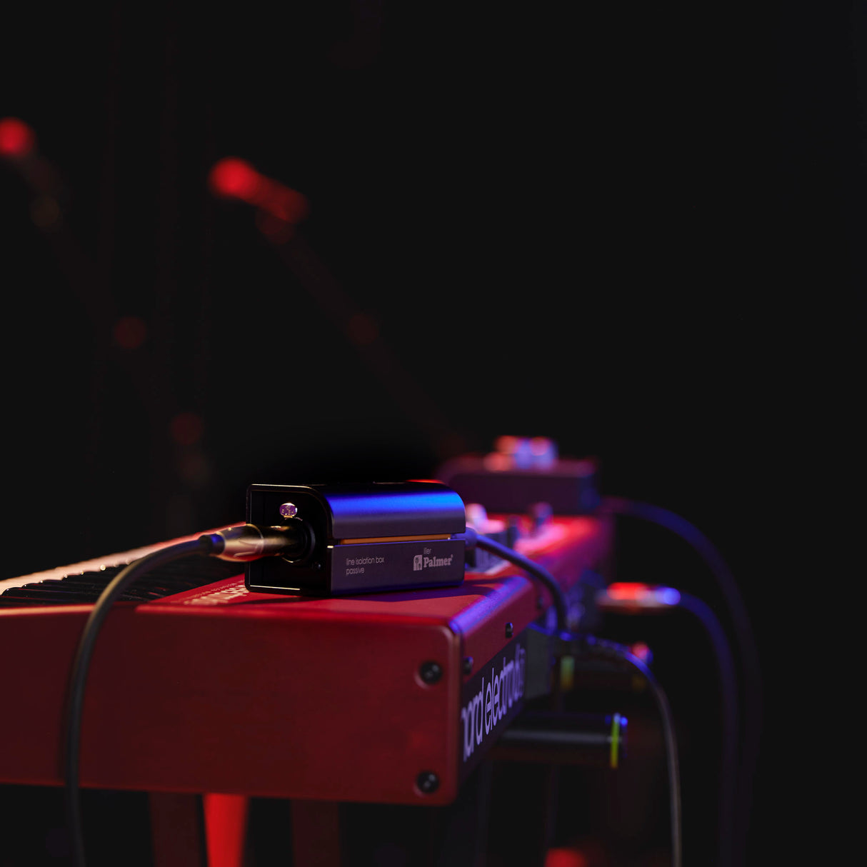 Palmer RIVER iller - Caja de aislamiento de línea pasiva con entrada combo