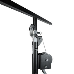 Adam Hall SWU 400 T Soporte de luz con Wind-Up