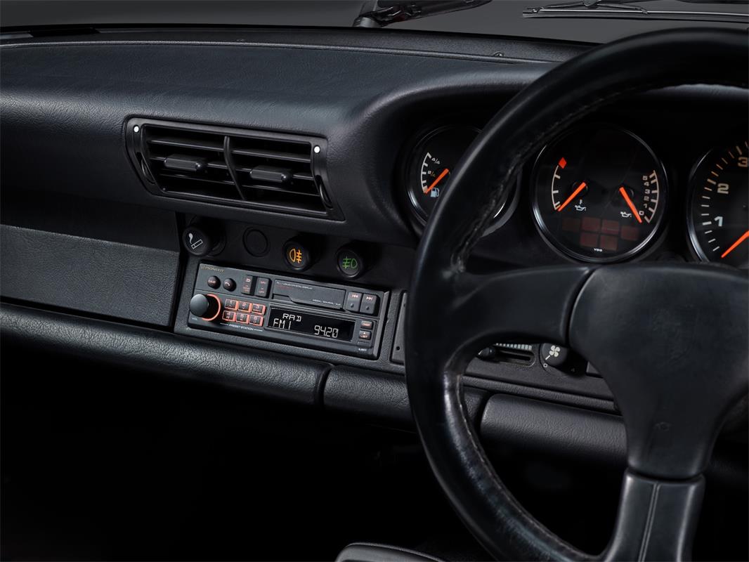 Pioneer SXT-C10PS Retro Bilradio con DAB+ y Bluetooth